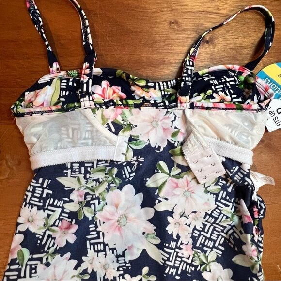 Swim Solutions Juliet Printed Side-Tie Underwire Tankini Top Navy Floral… - Picture 7 of 11